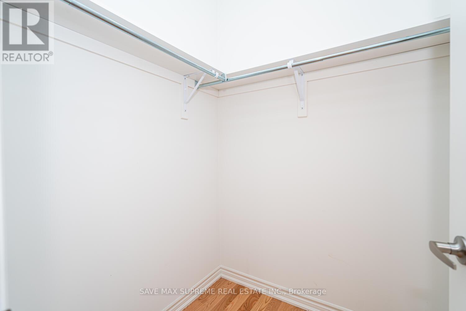 5 Bayberry Drive, Adjala-Tosorontio, ON - Indoor With Storage