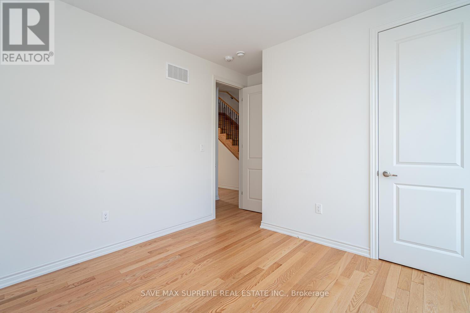 5 Bayberry Drive, Adjala-Tosorontio, ON - Indoor Photo Showing Other Room