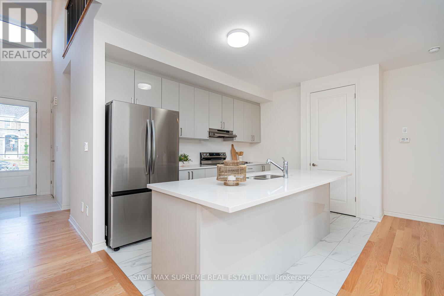 5 Bayberry Drive, Adjala-Tosorontio, ON - Indoor Photo Showing Kitchen With Stainless Steel Kitchen