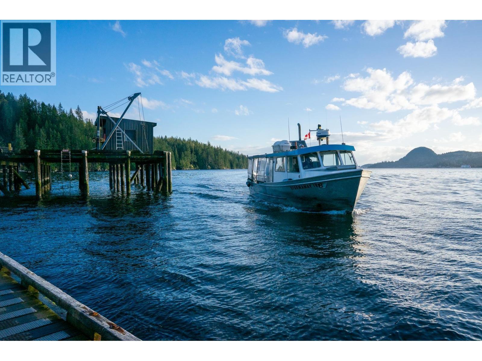 660 Andy'S Bay Road, Gambier Island, BC