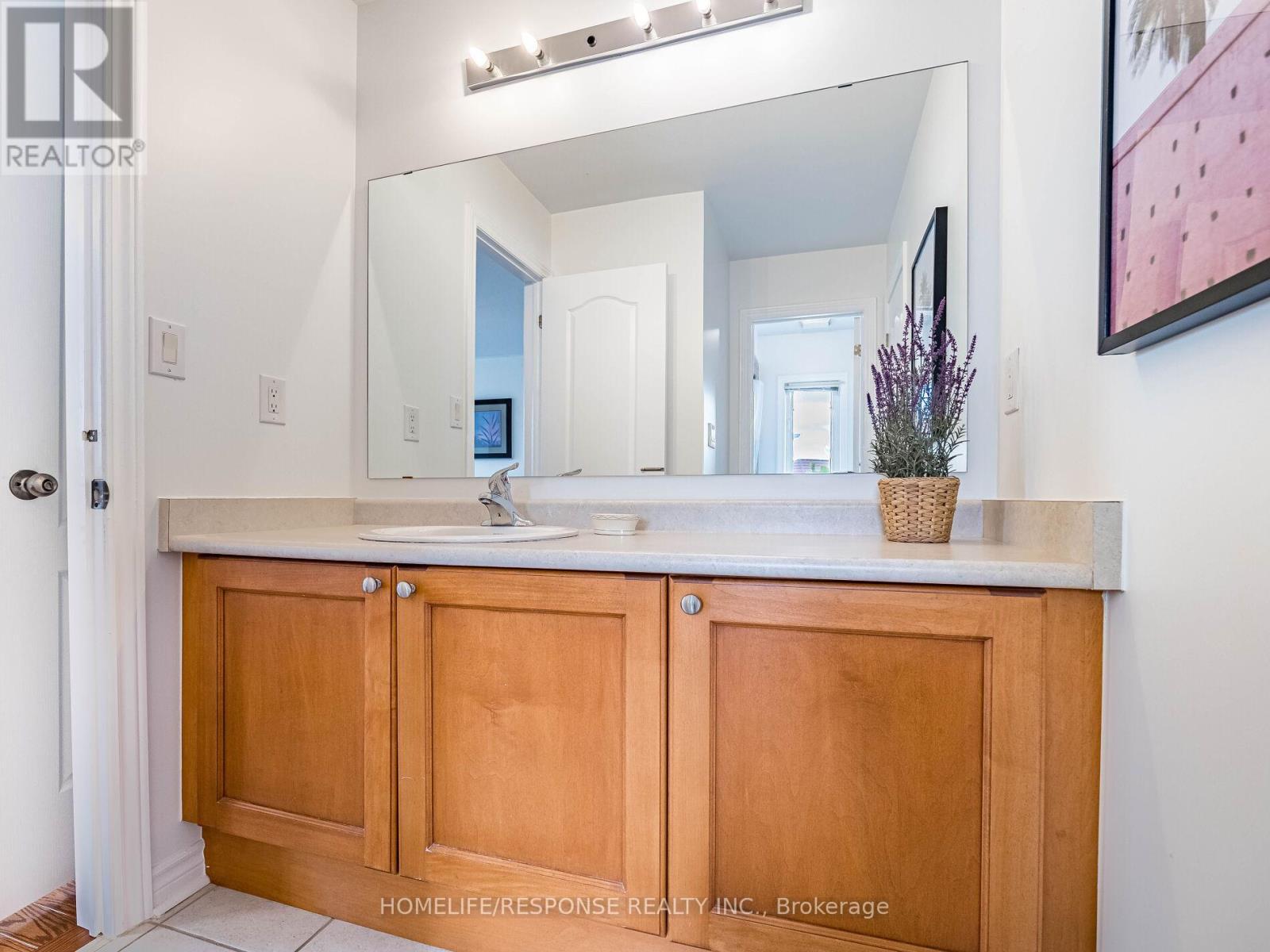 7272 Milano Court, Mississauga, ON - Indoor Photo Showing Bathroom