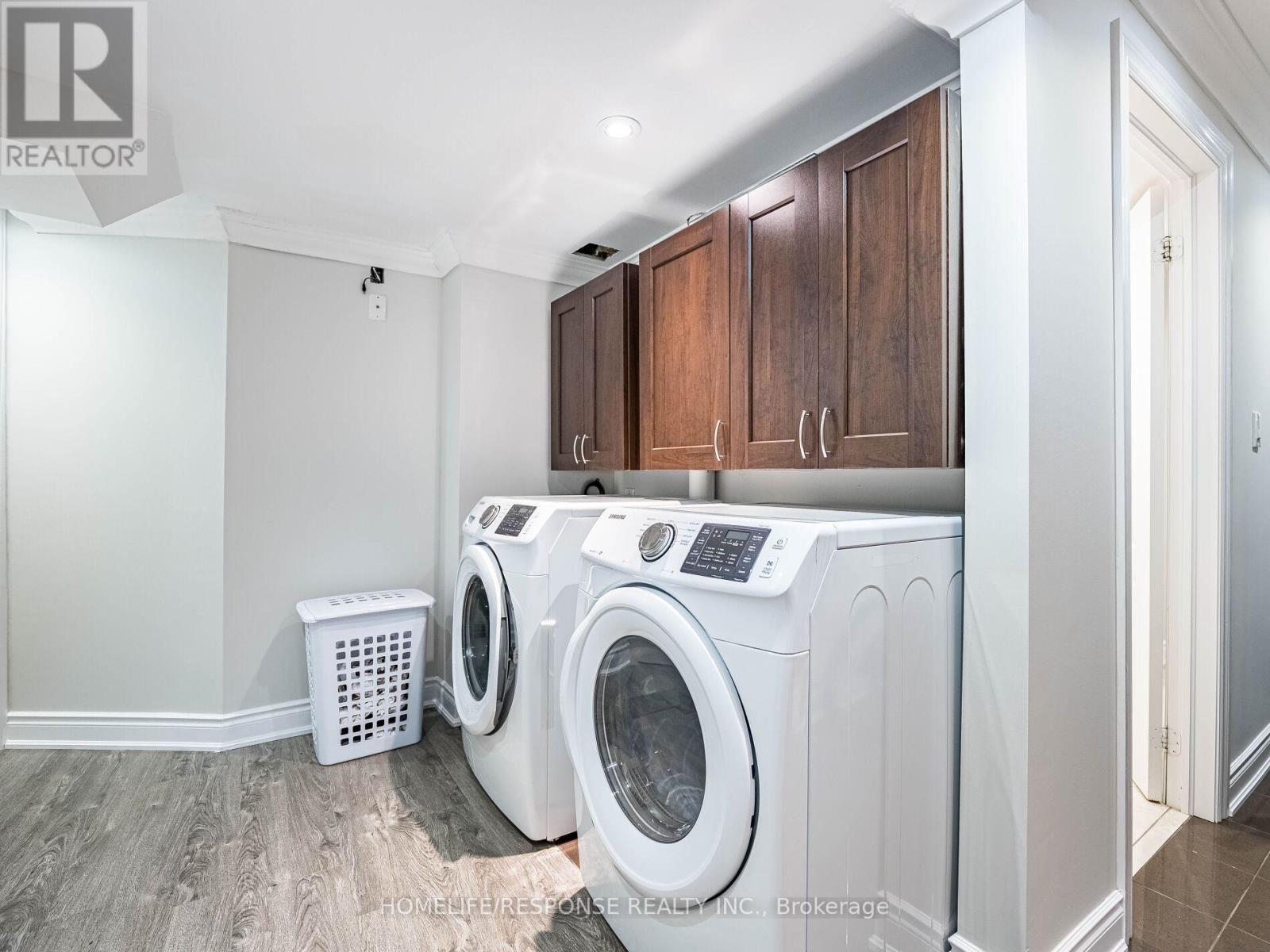 7272 Milano Court, Mississauga, ON - Indoor Photo Showing Laundry Room