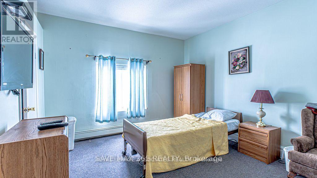 326 12Th Street, Hanover, ON