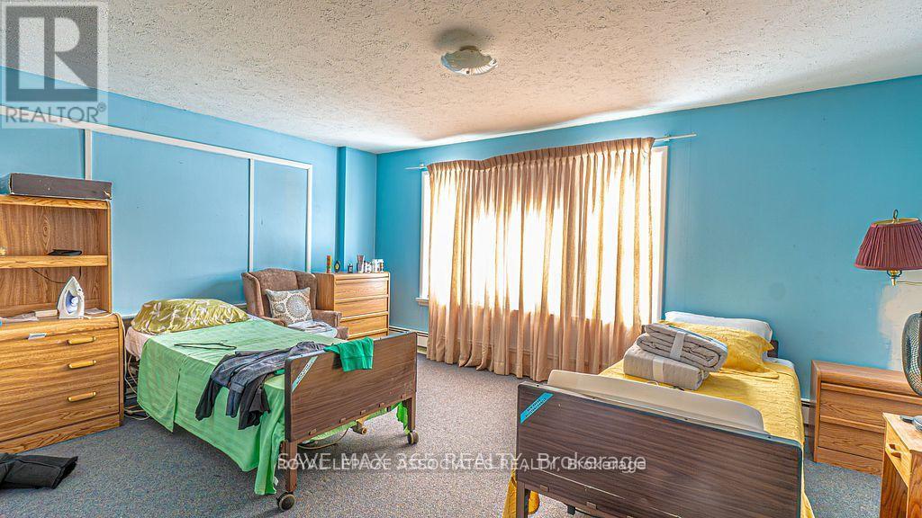 326 12Th Street, Hanover, ON