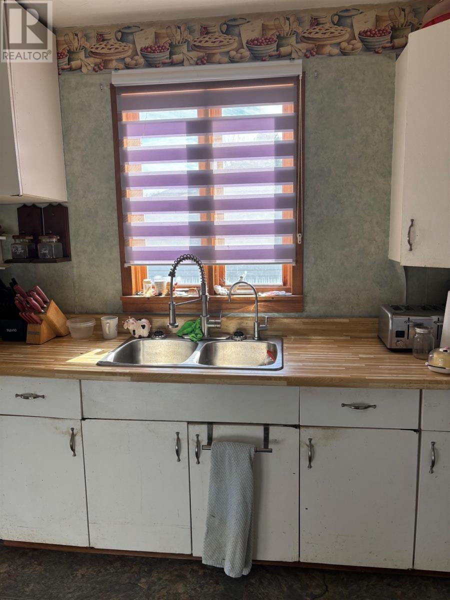 14 Cutler Ave, Spanish, ON - Indoor Photo Showing Kitchen With Double Sink