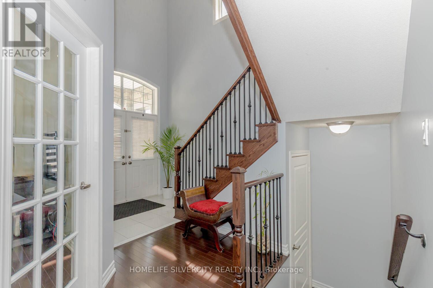 122 Squire Ellis Drive, Brampton, ON - Indoor Photo Showing Other Room