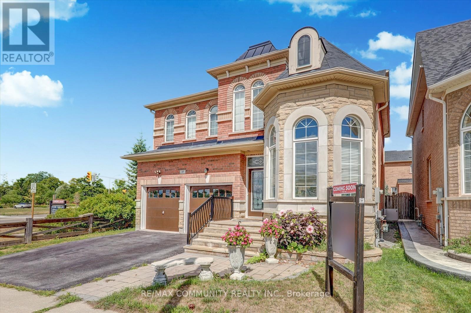 37 Condarcuri Crescent, Markham, ON - Outdoor