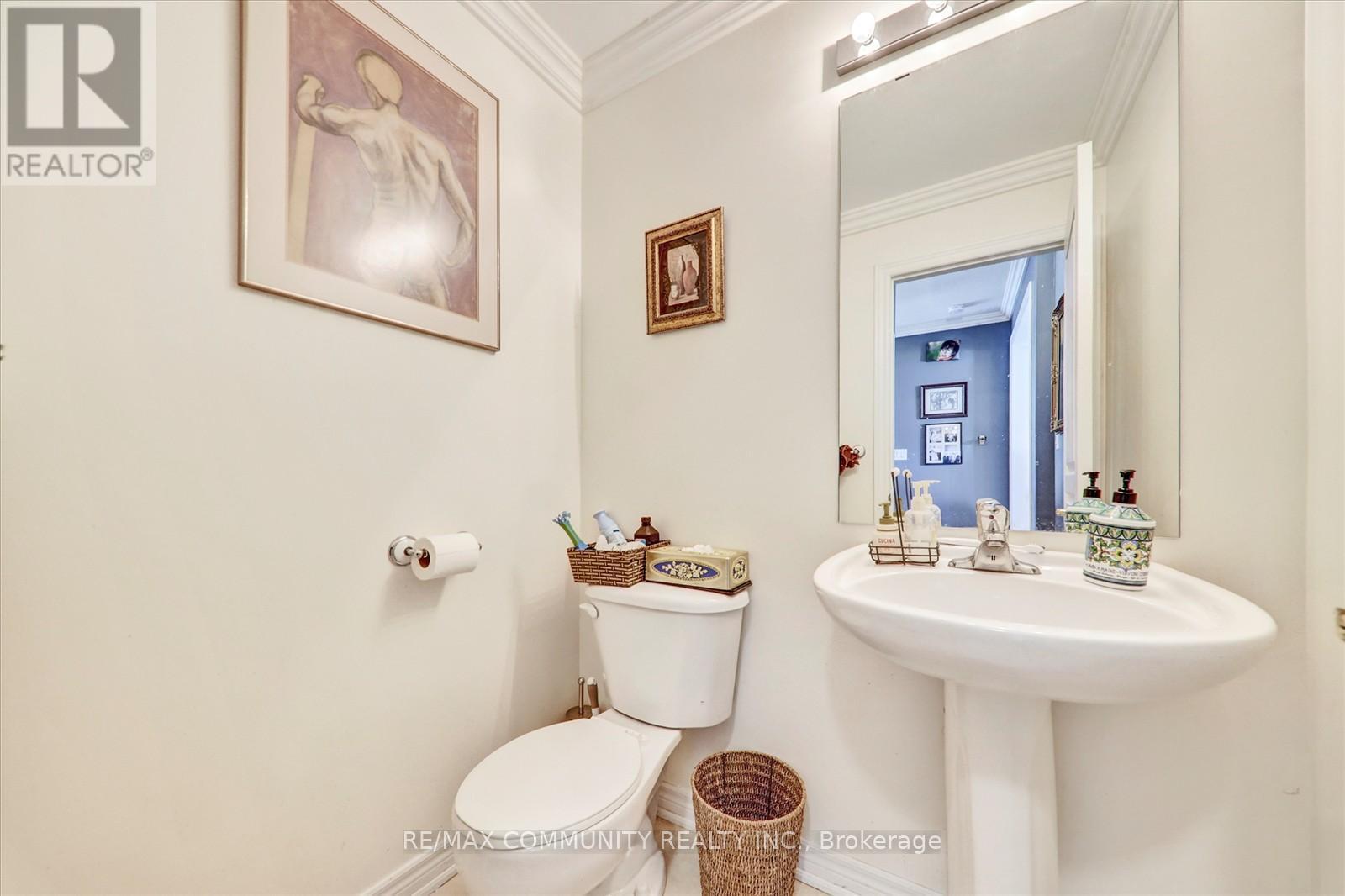 37 Condarcuri Crescent, Markham, ON - Indoor Photo Showing Bathroom