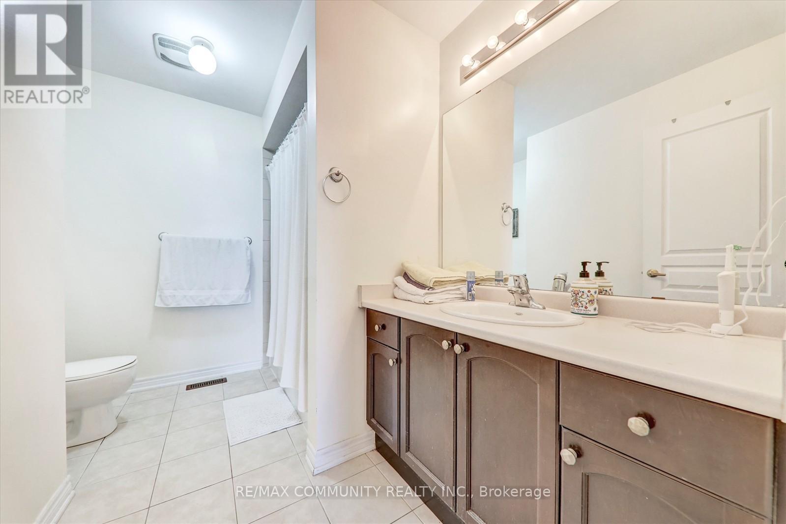37 Condarcuri Crescent, Markham, ON - Indoor Photo Showing Bathroom