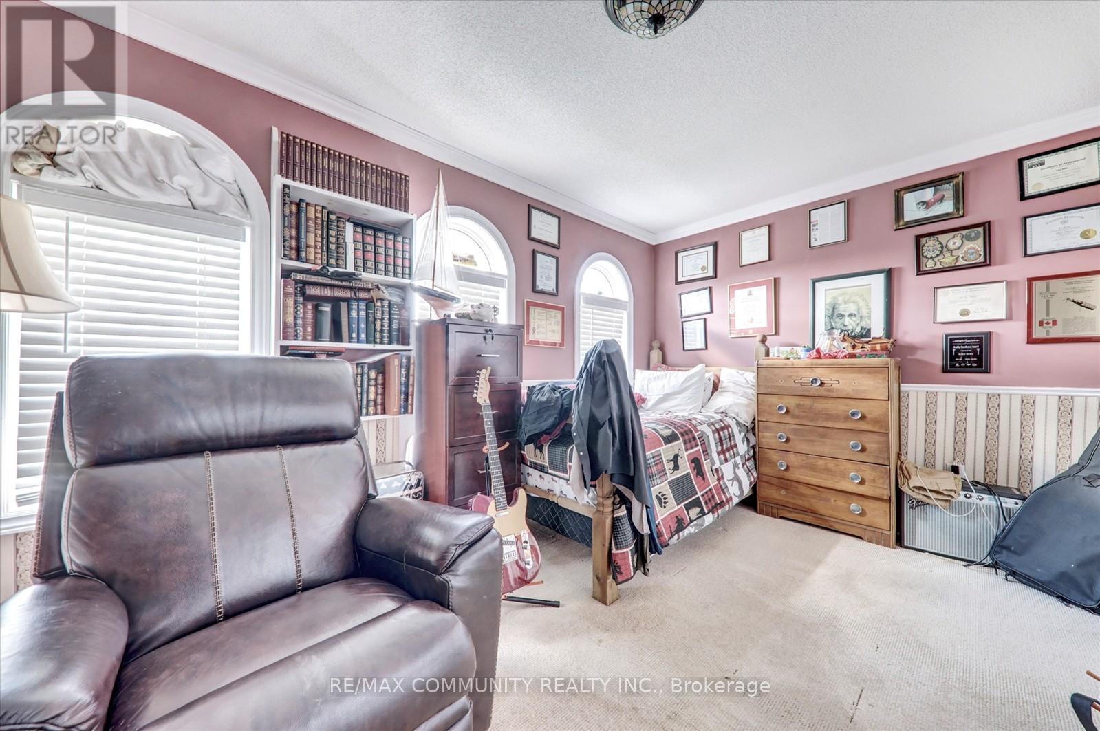 37 Condarcuri Crescent, Markham, ON - Indoor Photo Showing Bedroom