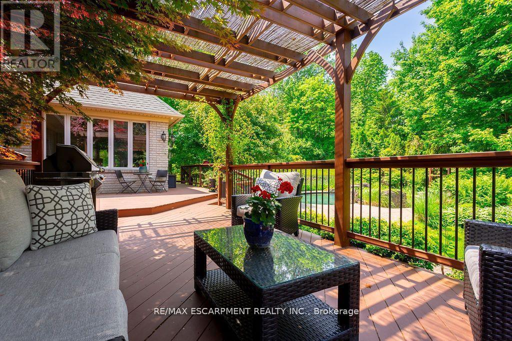 27 Blackberry Place, Hamilton, ON - Outdoor With Deck Patio Veranda With Exterior
