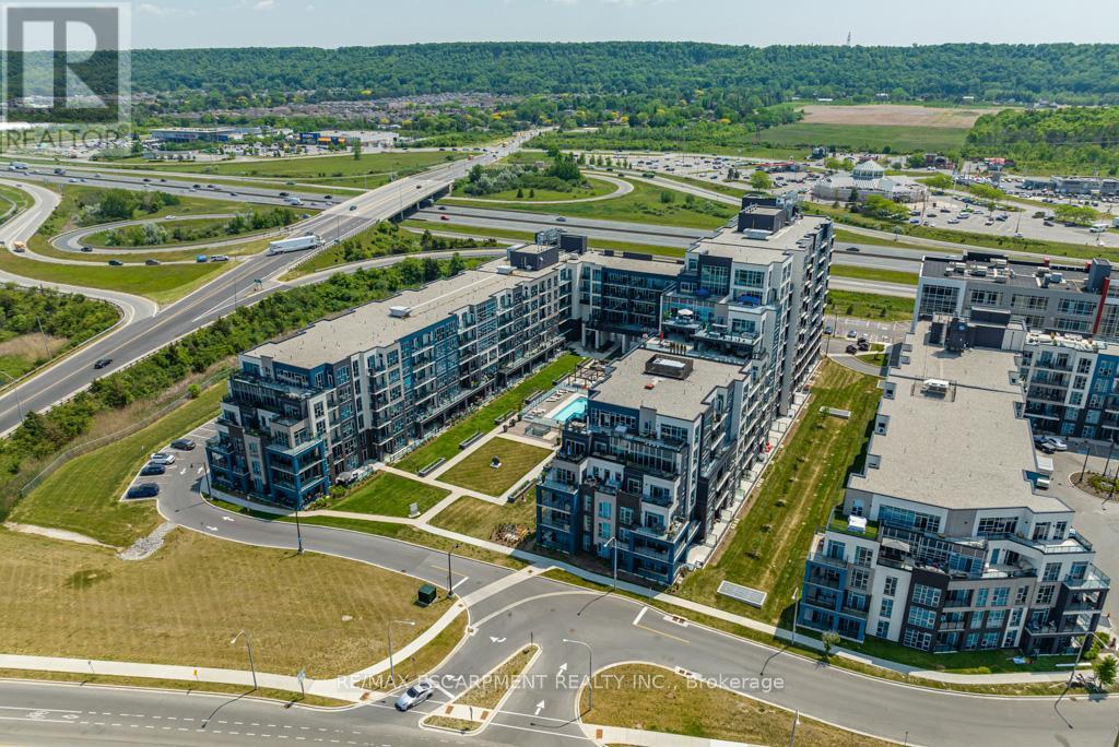 118 - 16 Concord Place, Grimsby, ON - Outdoor With View