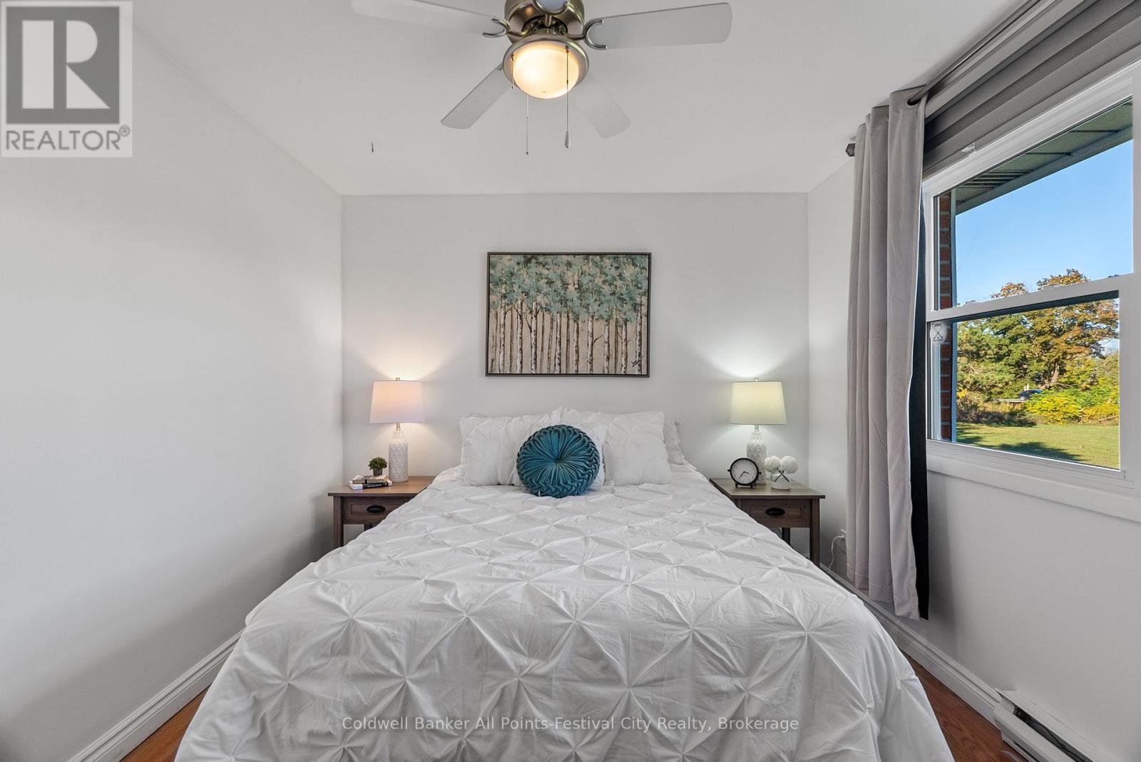 81993 Bluewater Highway, Ashfield-Colborne-Wawanosh (Colborne), ON - Indoor Photo Showing Bedroom