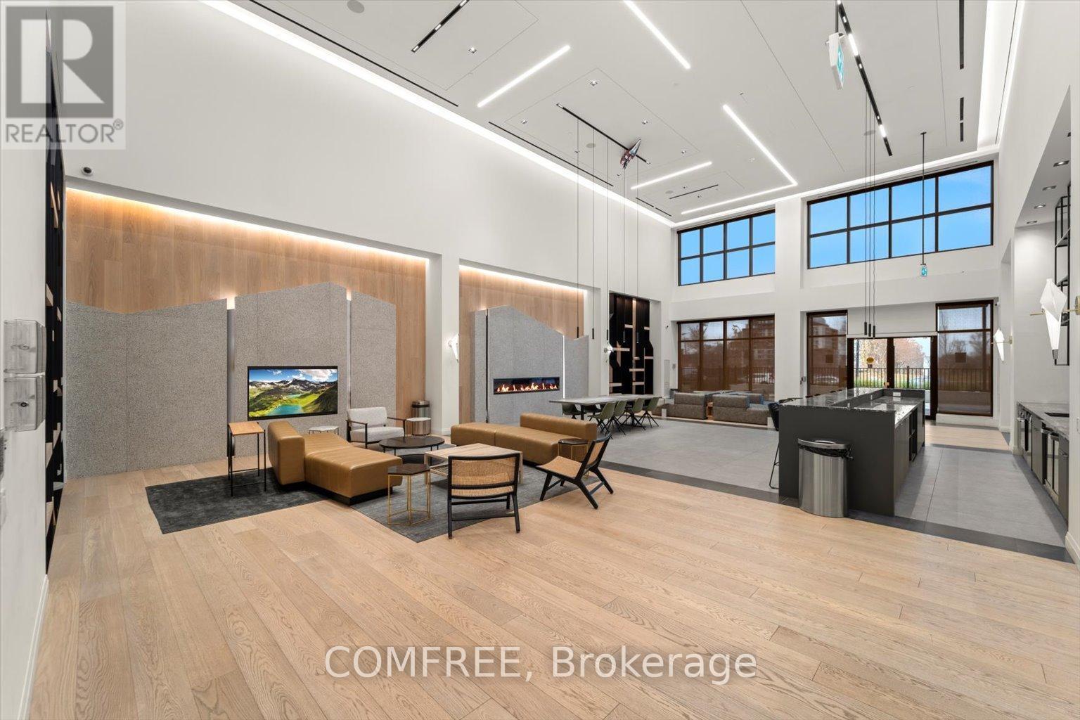 621 - 60 George Butchart Drive, Toronto (Downsview-Roding-Cfb), ON - Indoor Photo Showing Other Room