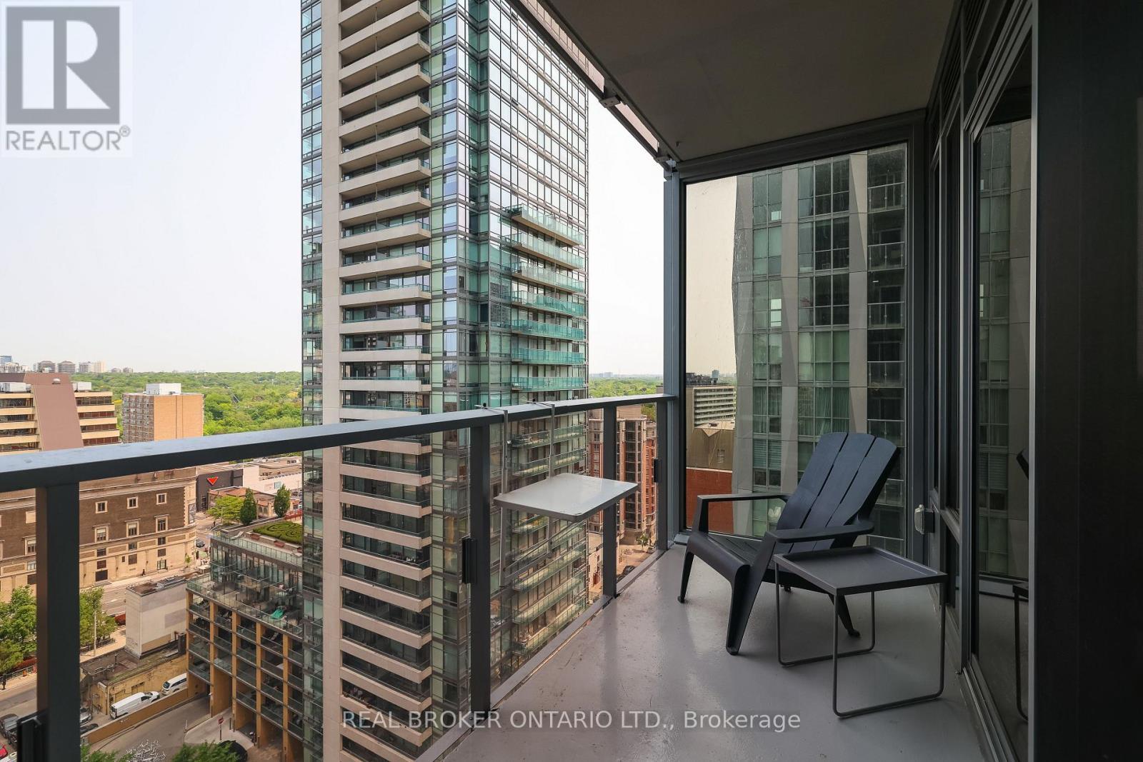 Balcony - 1205 - 11 Yorkville Avenue, Toronto, ON - Outdoor