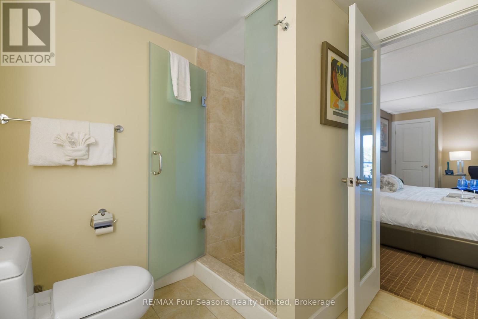 6210/6212 - 9 Harbour Street E, Collingwood, ON