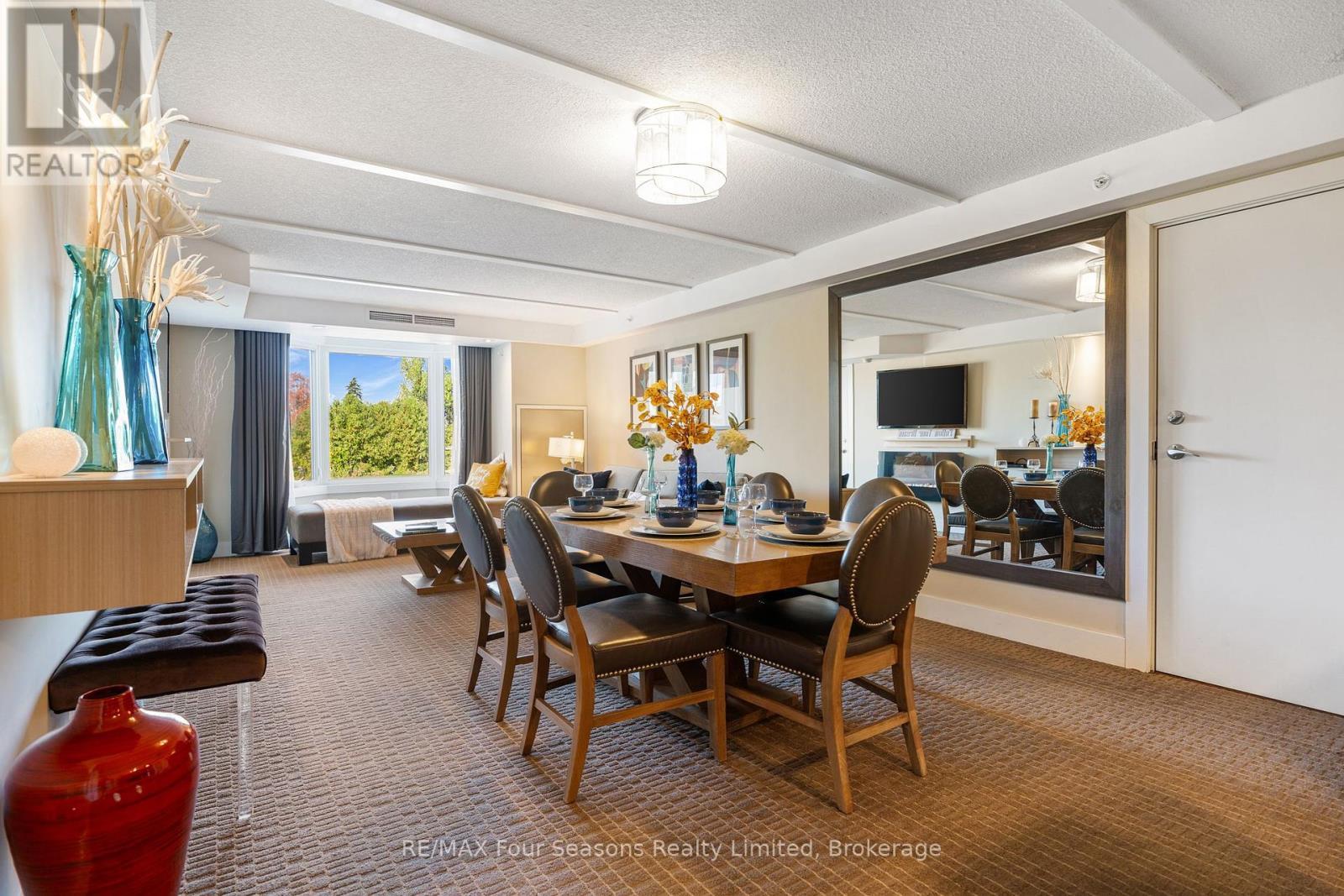 6210/6212 - 9 Harbour Street E, Collingwood, ON