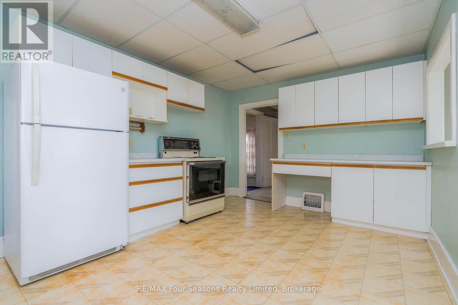 633164 Grey Road 63, Grey Highlands, ON