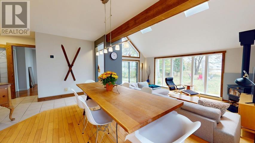 200 Watson Rd, Echo Bay, ON - Indoor Photo Showing Dining Room