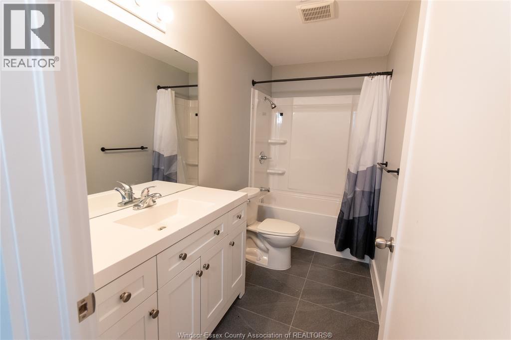 3134 Riberdy Unit# Lower, Windsor, ON - Indoor Photo Showing Bathroom