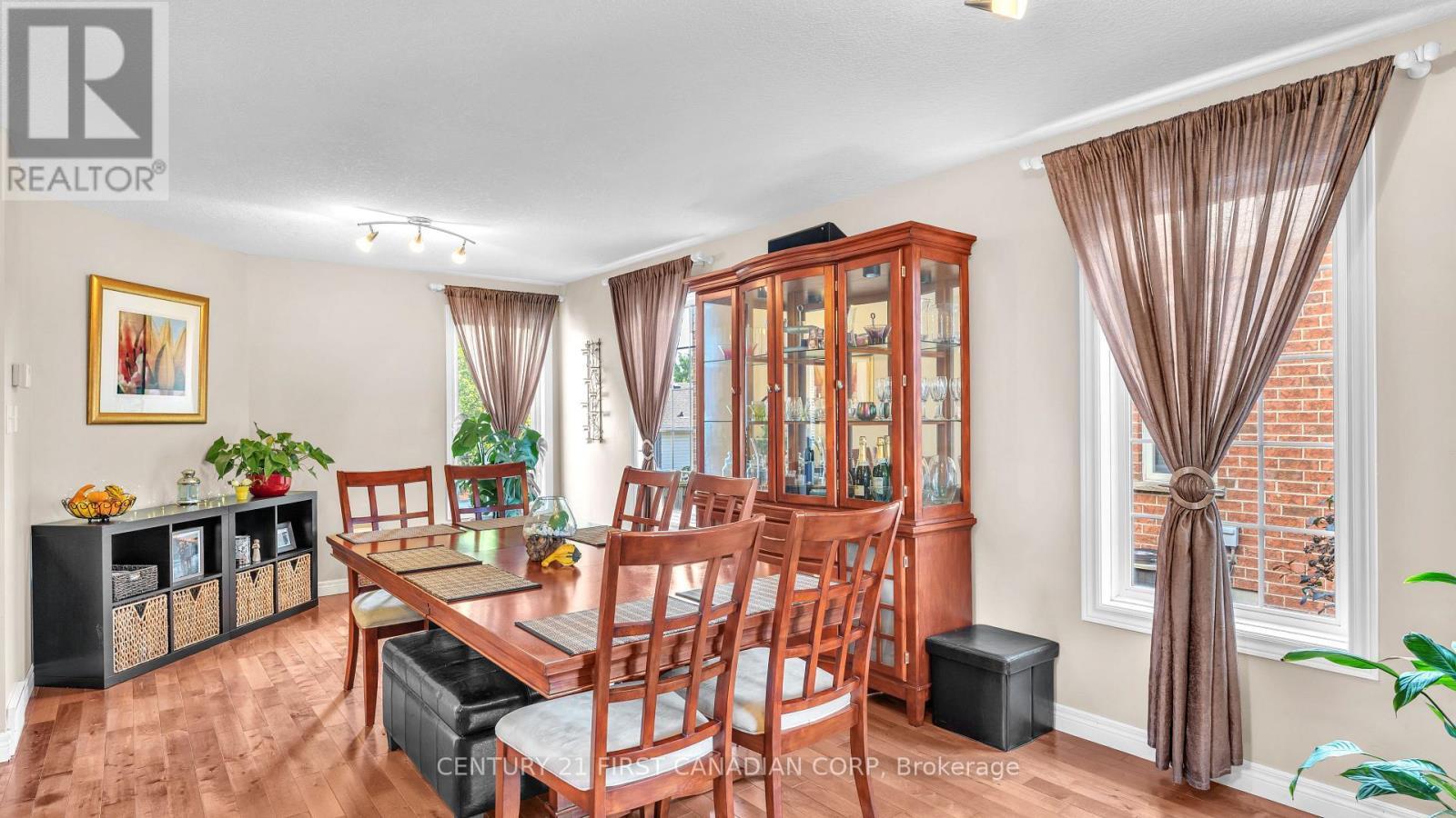 916 Cresthaven Crescent, London South (South L), ON - Indoor Photo Showing Other Room