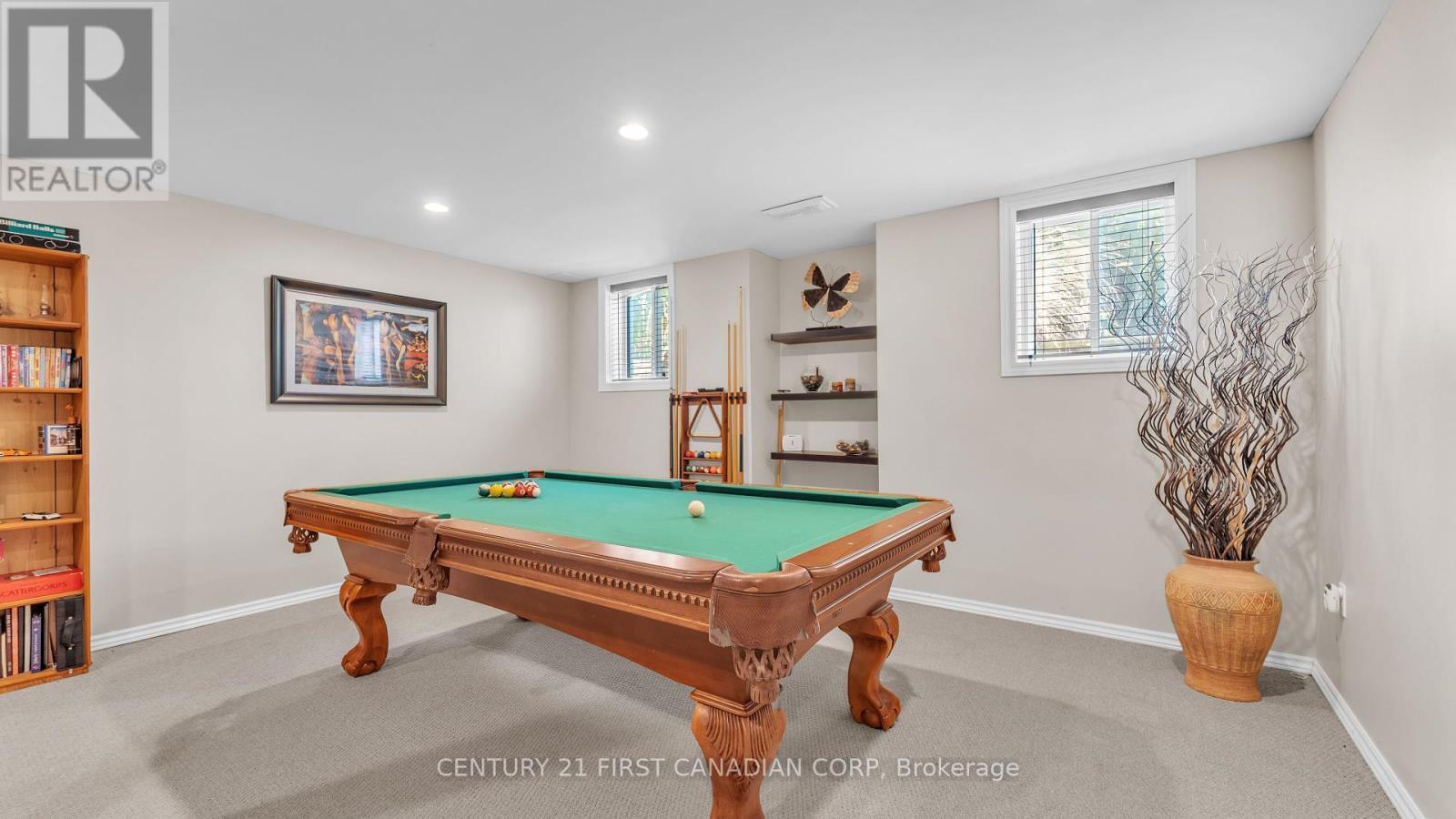 Lower Games Room - 916 Cresthaven Crescent, London South (South L), ON - Indoor Photo Showing Other Room