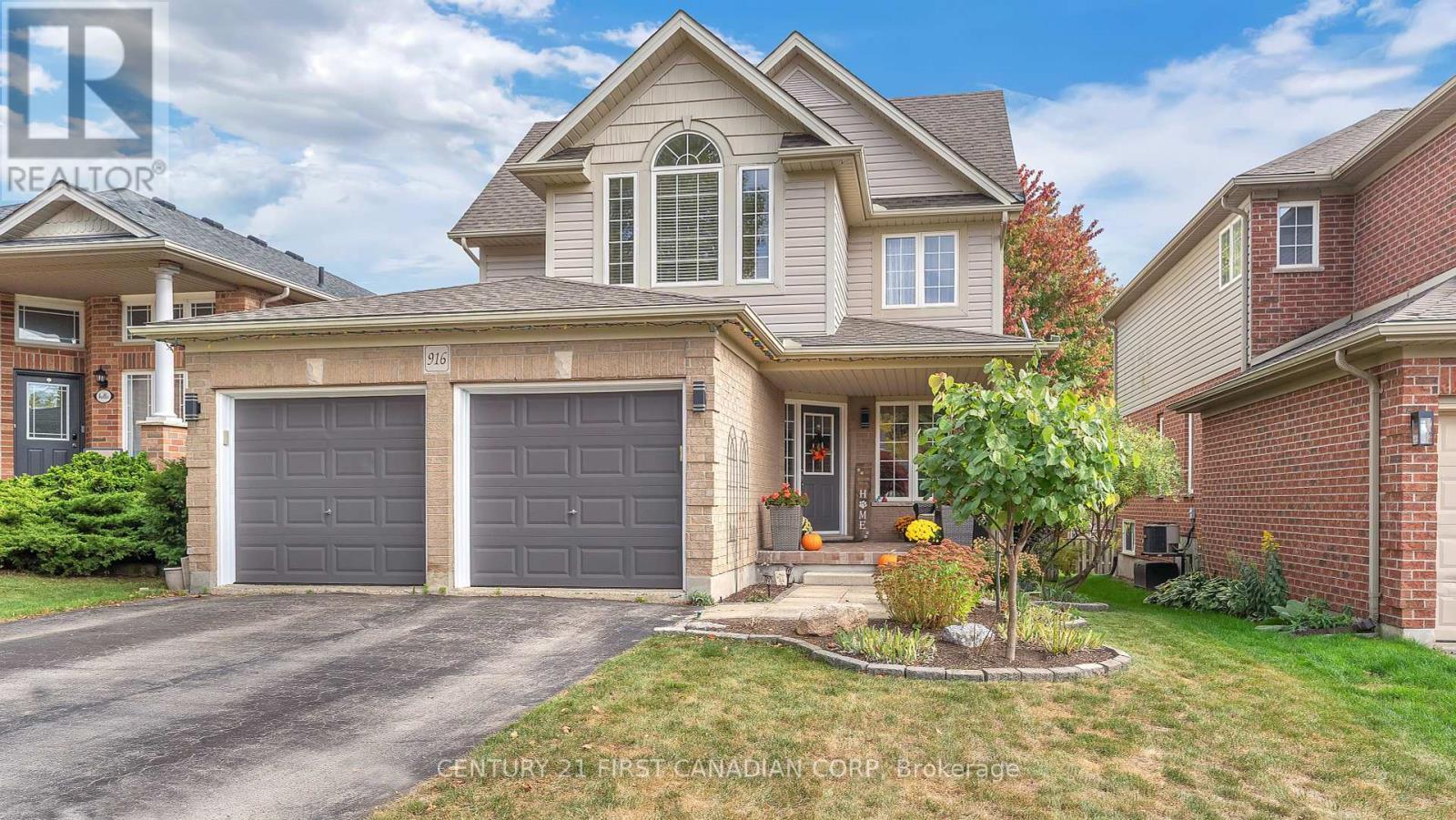 916 Cresthaven Crescent, London South (South L), ON - Outdoor With Facade