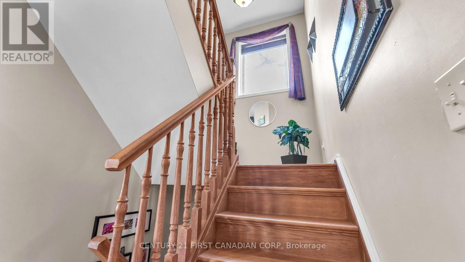 916 Cresthaven Crescent, London South (South L), ON - Indoor Photo Showing Other Room