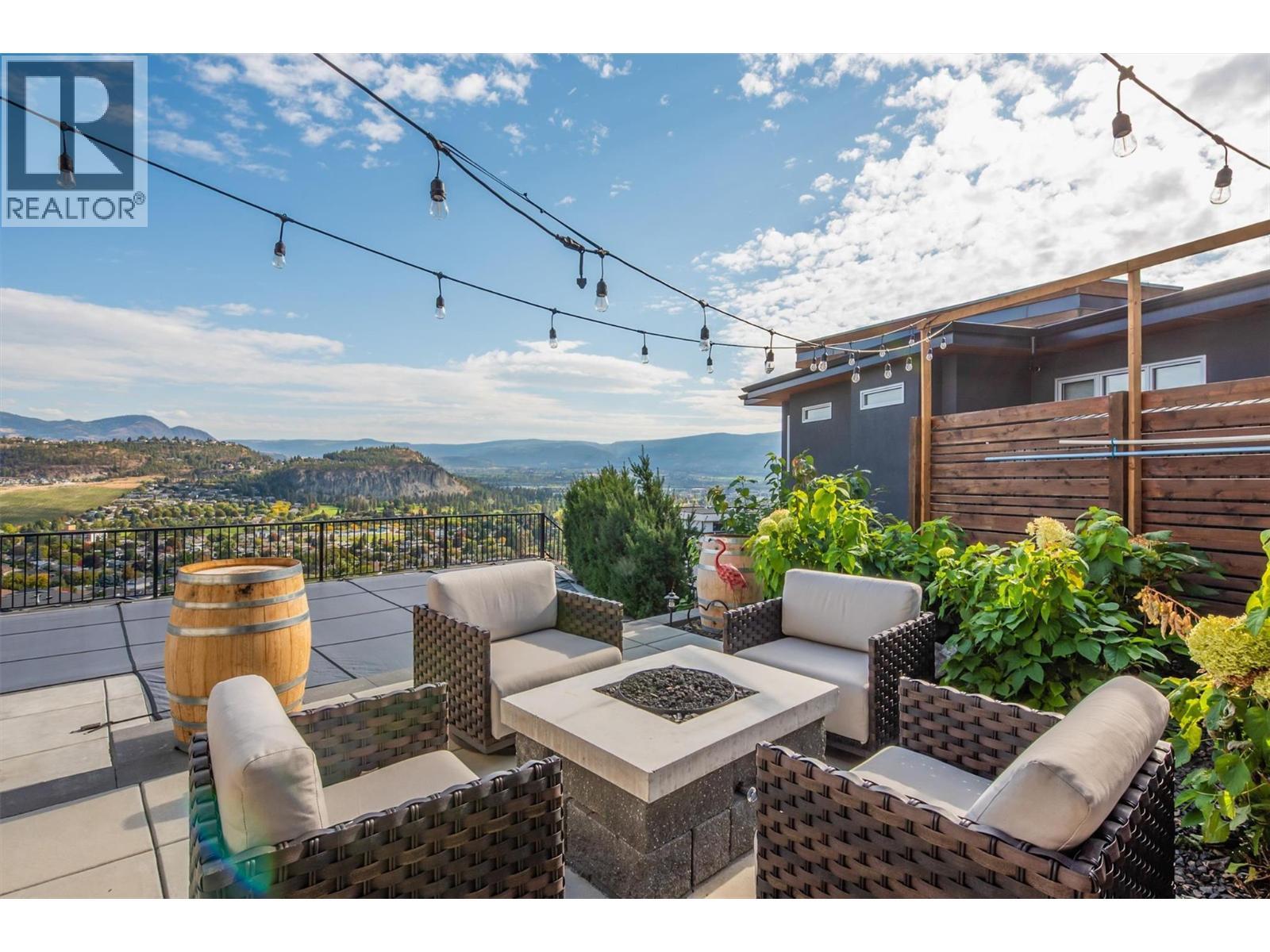 738 Highpointe Drive, Kelowna, BC - Outdoor With Deck Patio Veranda