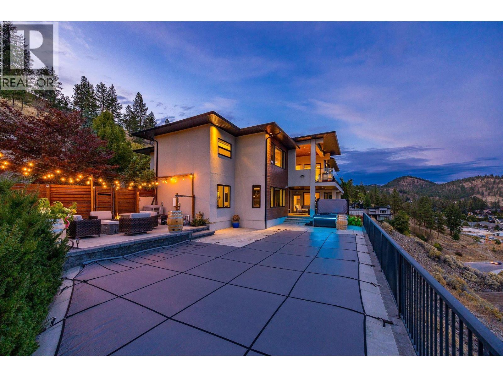 738 Highpointe Drive, Kelowna, BC - Outdoor With In Ground Pool