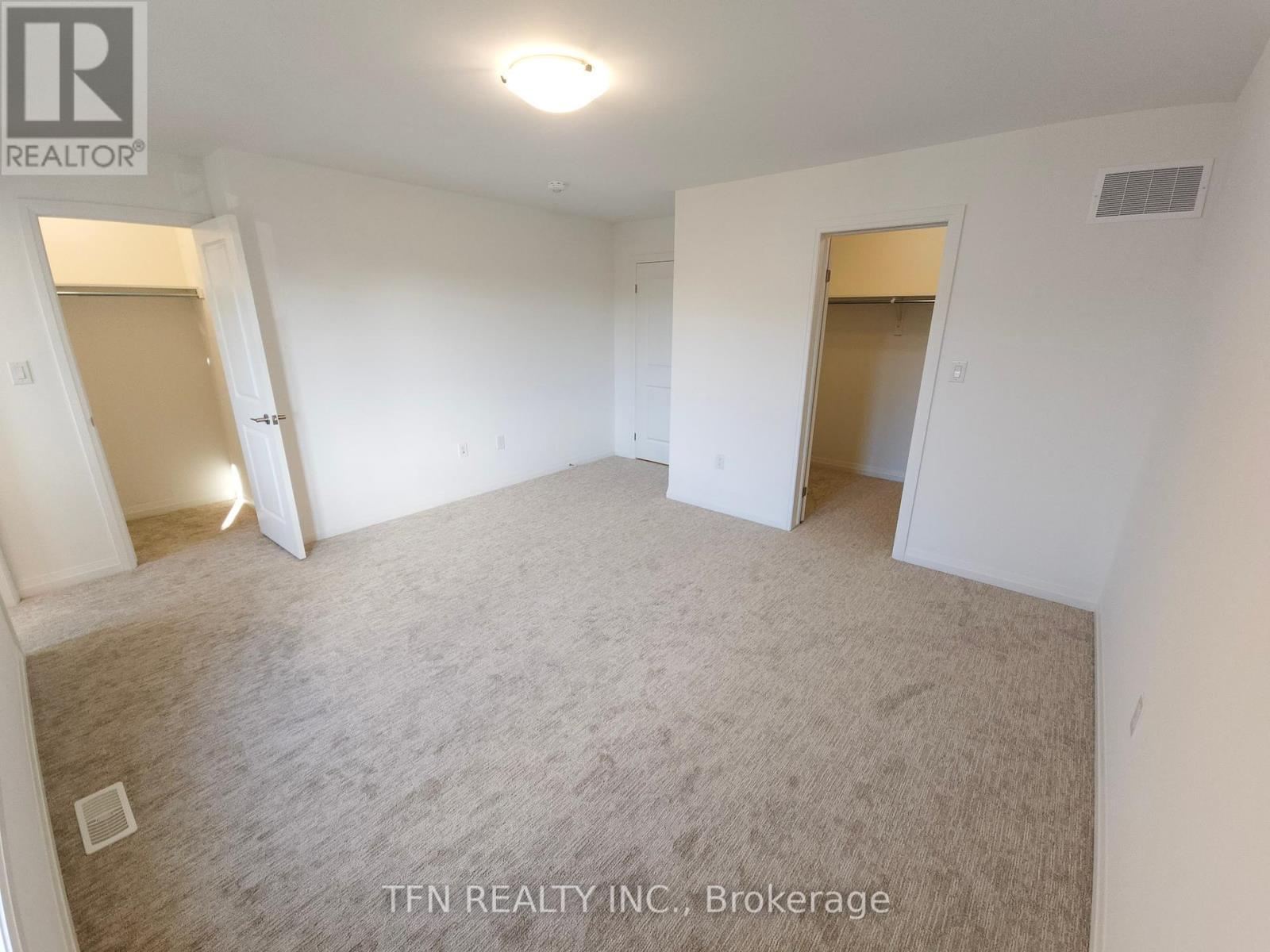 180 Bur Oak Drive, Thorold, ON - Indoor Photo Showing Other Room
