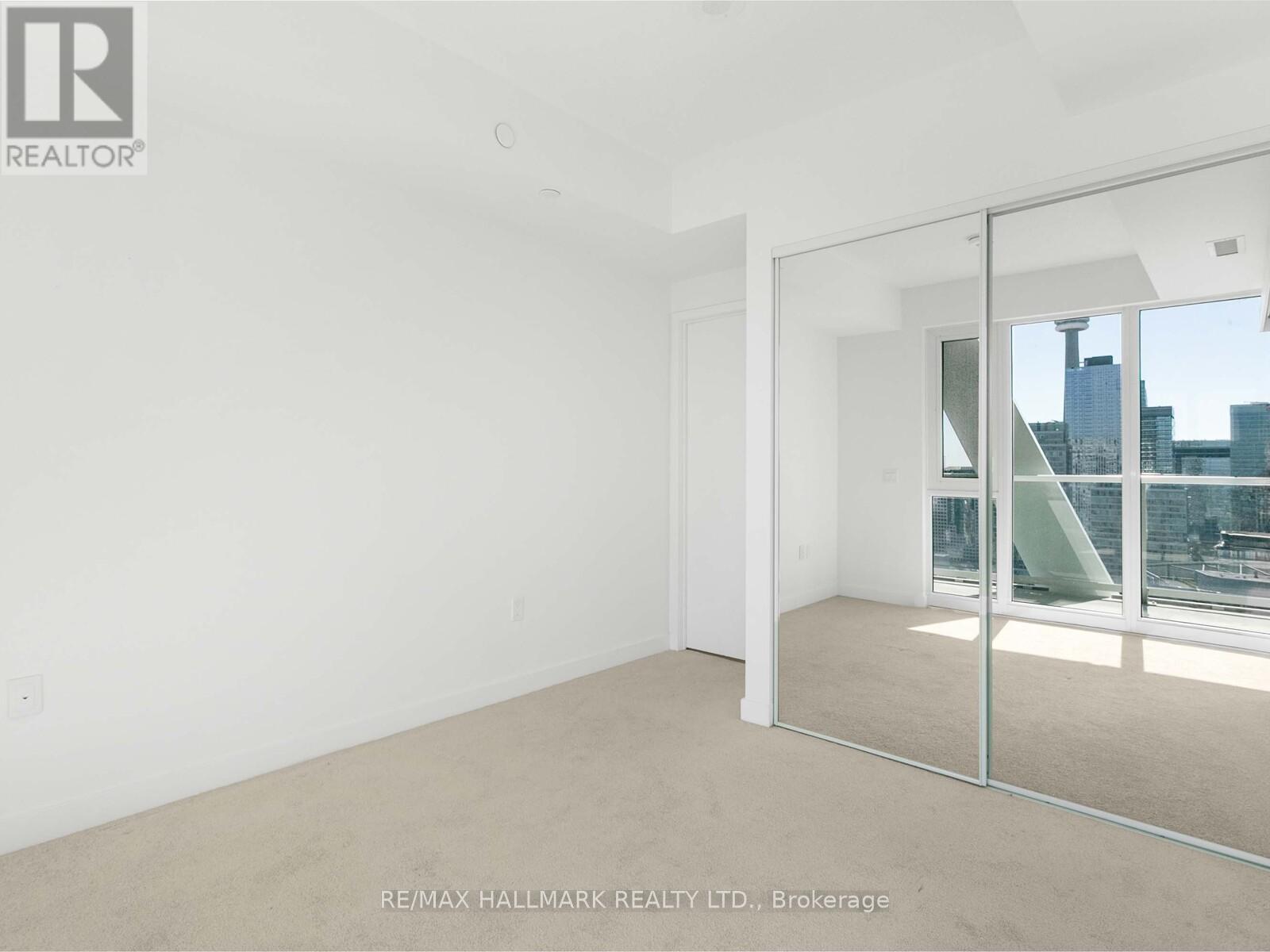 3217 - 230 Simcoe Street, Toronto, ON -