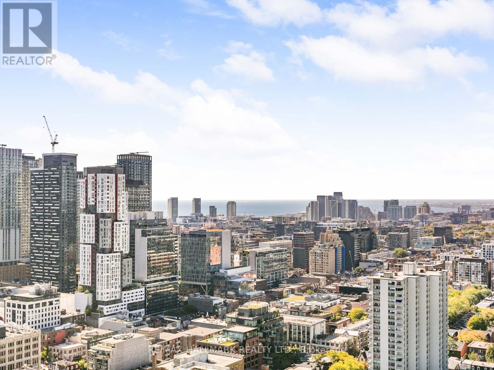 3217 - 230 Simcoe Street, Toronto, ON - Outdoor With View