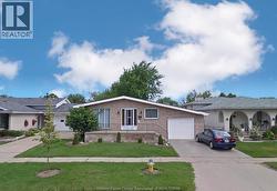 10820 MULBERRY DRIVE Unit# UPPER Windsor, ON N8R 1H8