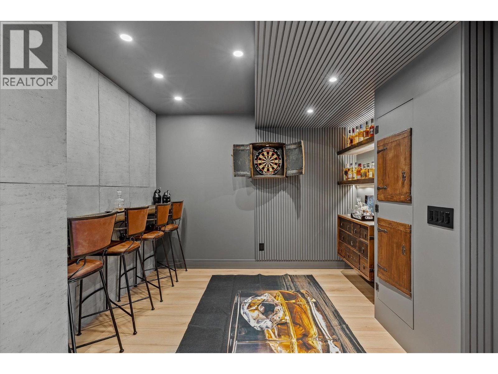 750 Kuipers Crescent, Kelowna, BC - Indoor Photo Showing Other Room