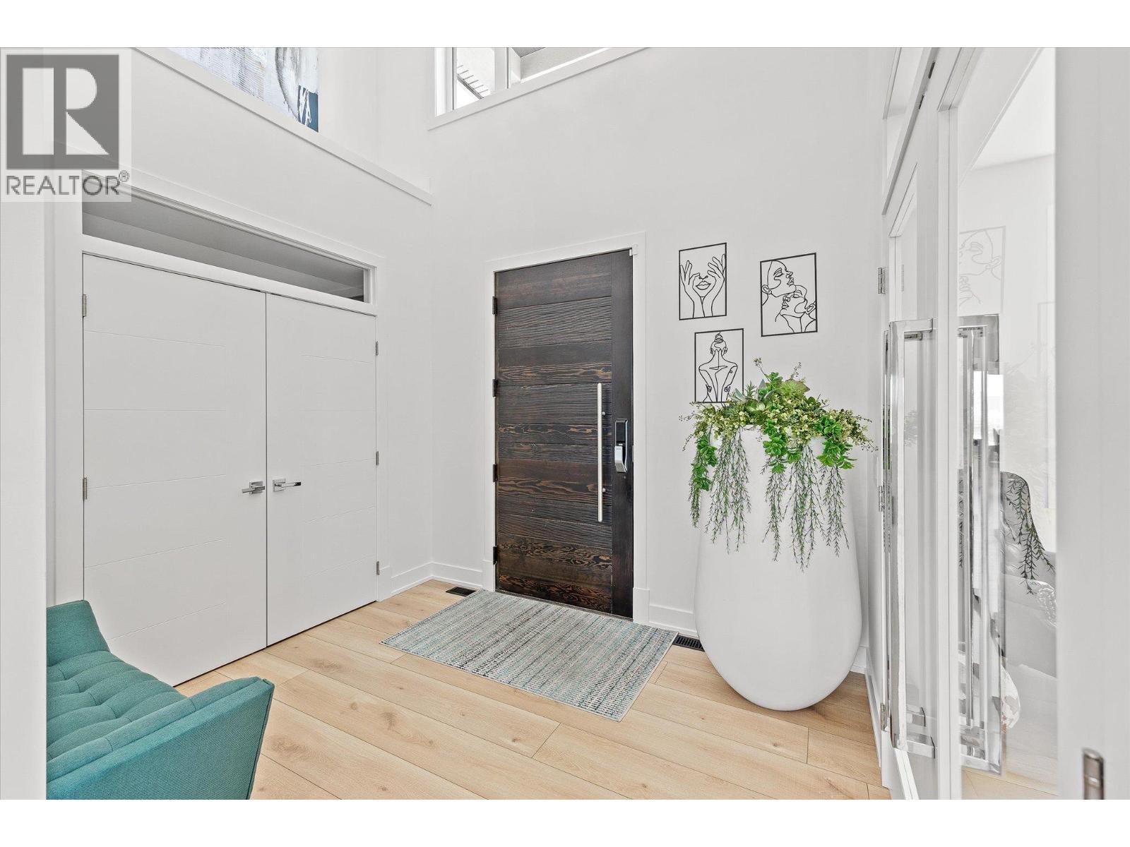 750 Kuipers Crescent, Kelowna, BC - Indoor Photo Showing Other Room