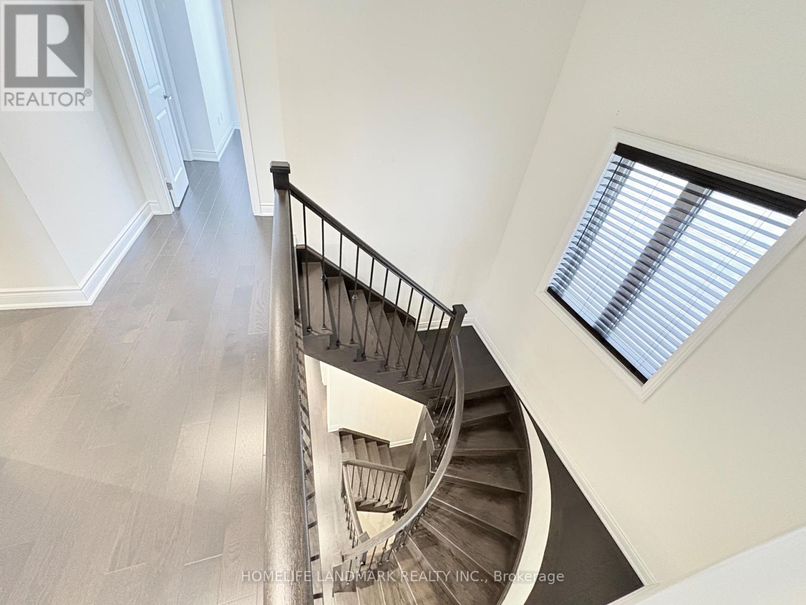 96 Threshing Mill Boulevard, Oakville, ON - Indoor Photo Showing Other Room