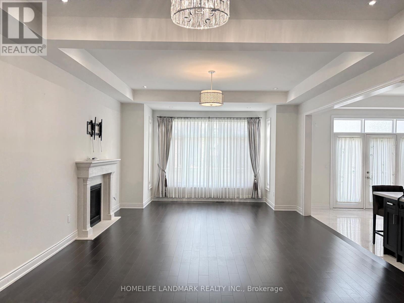 96 Threshing Mill Boulevard, Oakville, ON - Indoor With Fireplace