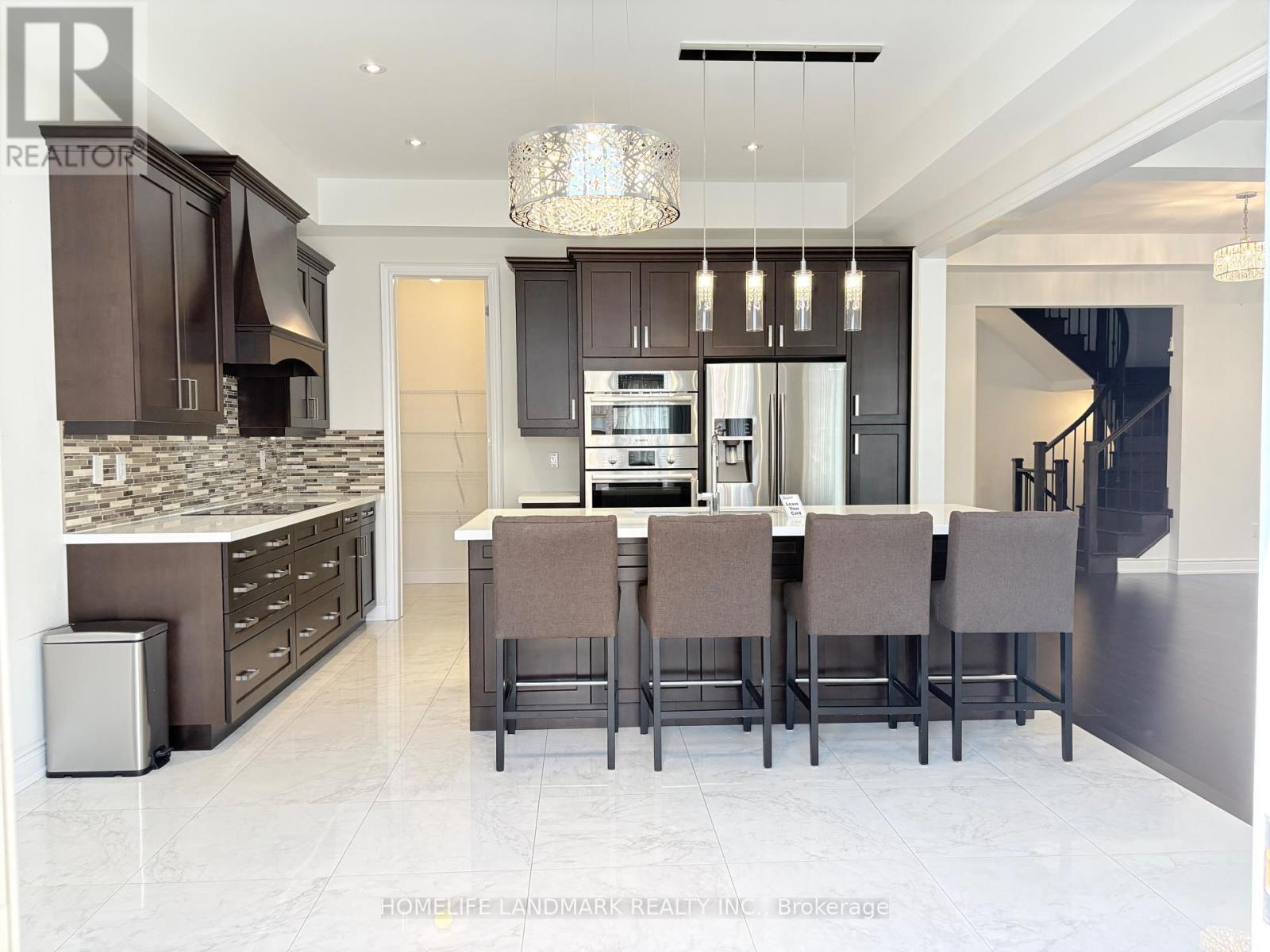 96 Threshing Mill Boulevard, Oakville, ON - Indoor