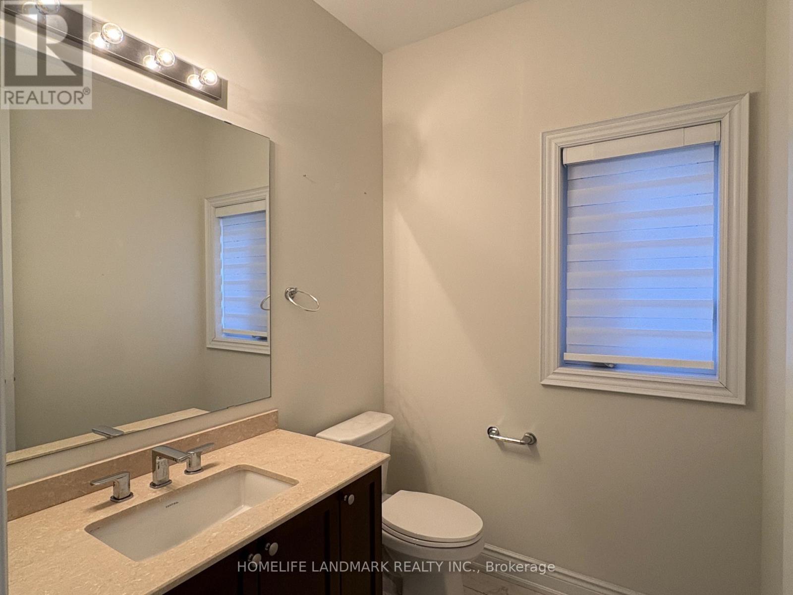 96 Threshing Mill Boulevard, Oakville, ON - Indoor Photo Showing Bathroom