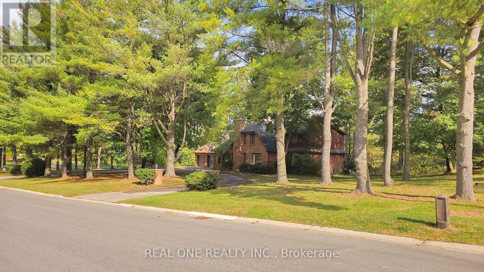 465 Woodland Acres Crescent, Vaughan, ON - Outdoor