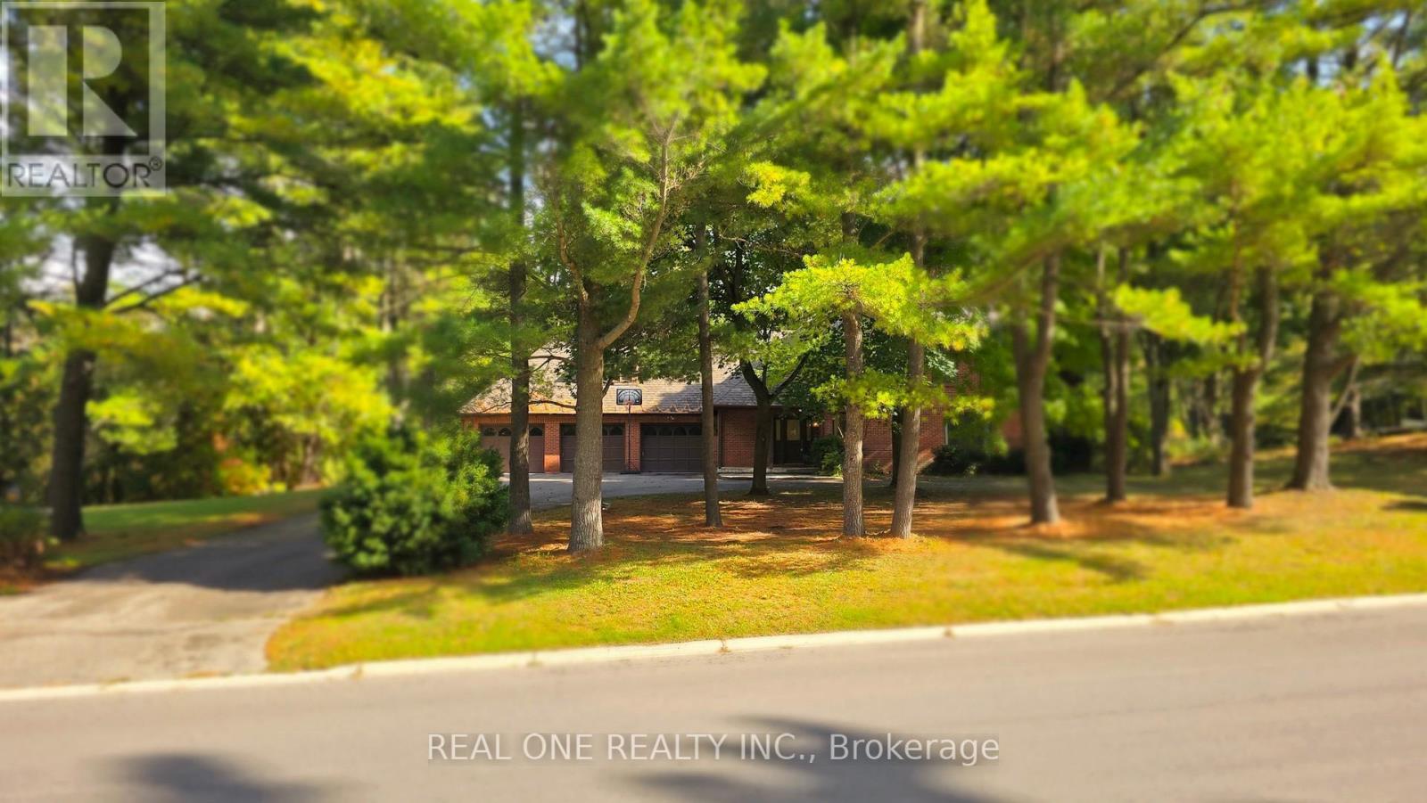 465 Woodland Acres Crescent, Vaughan, ON - Outdoor