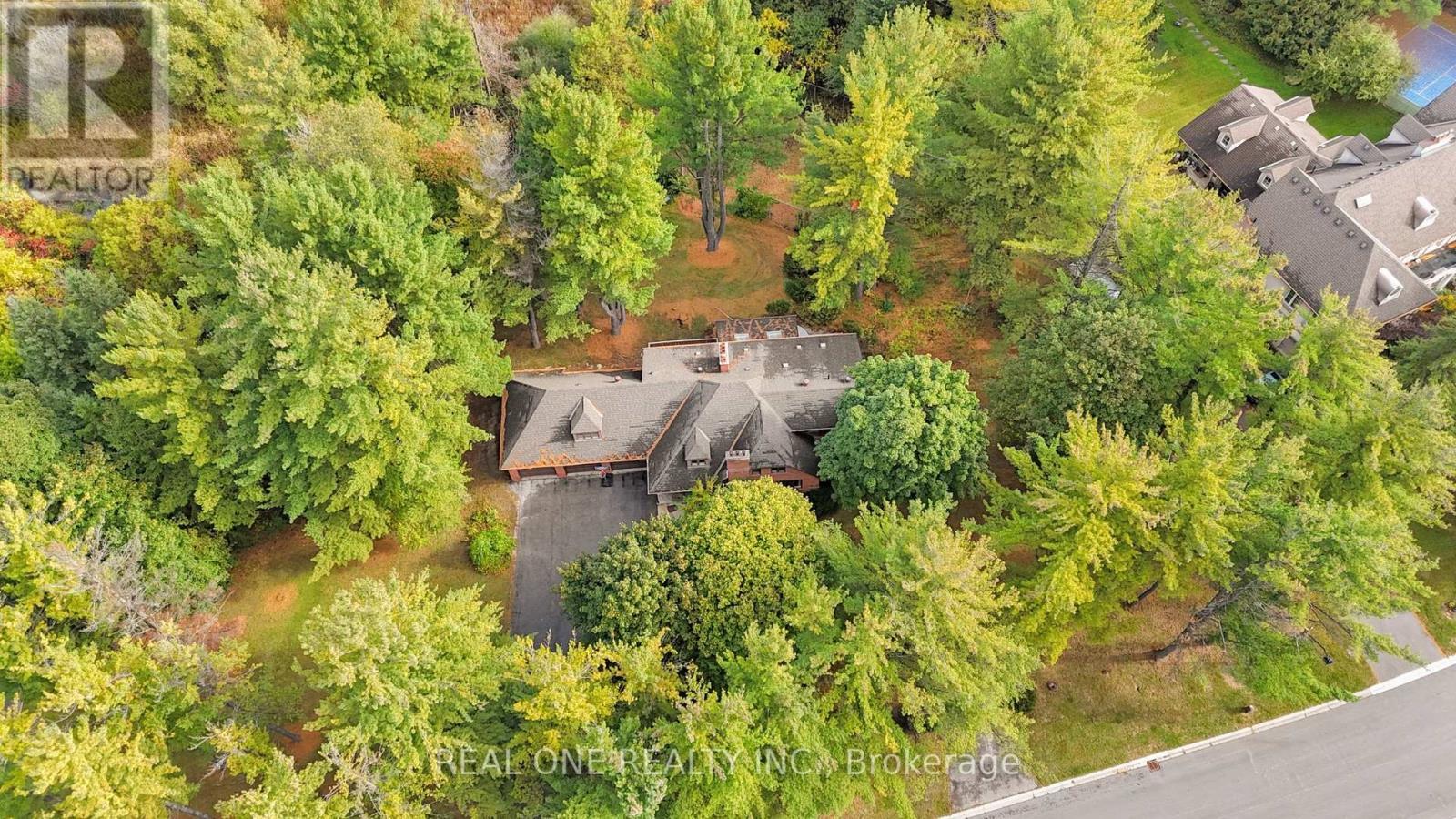 465 Woodland Acres Crescent, Vaughan, ON - Outdoor With View