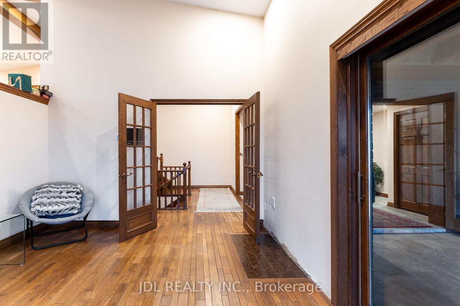 16 Thicketwood Place, Ramara, ON - Indoor Photo Showing Other Room