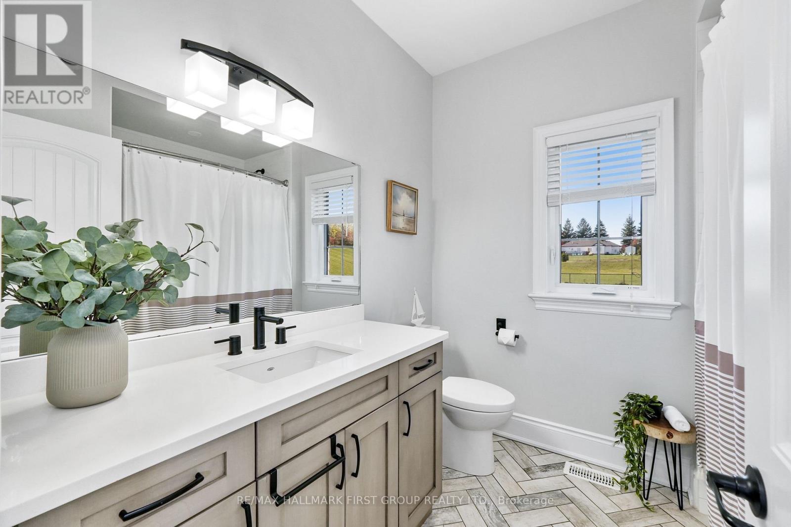 122 Glens Of Antrim Way, Alnwick/Haldimand, ON - Indoor Photo Showing Bathroom