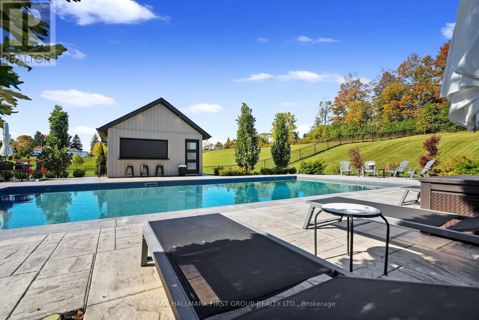 122 Glens Of Antrim Way, Alnwick/Haldimand, ON - Outdoor With In Ground Pool With Deck Patio Veranda
