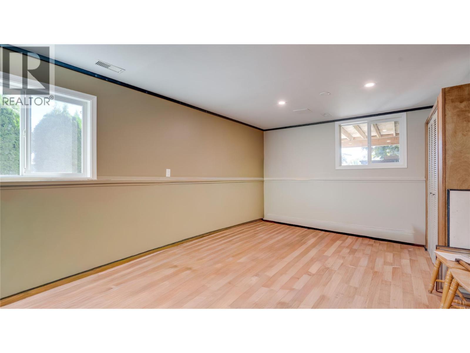 700 Bass Avenue, Enderby, BC - Indoor