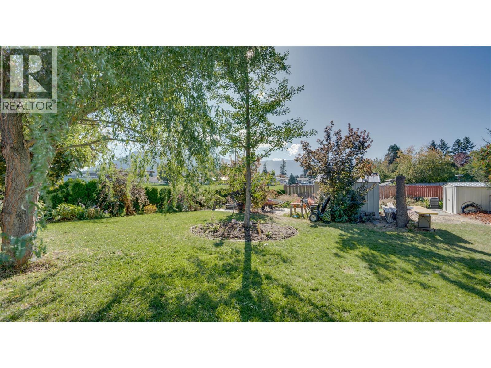 700 Bass Avenue, Enderby, BC - Outdoor