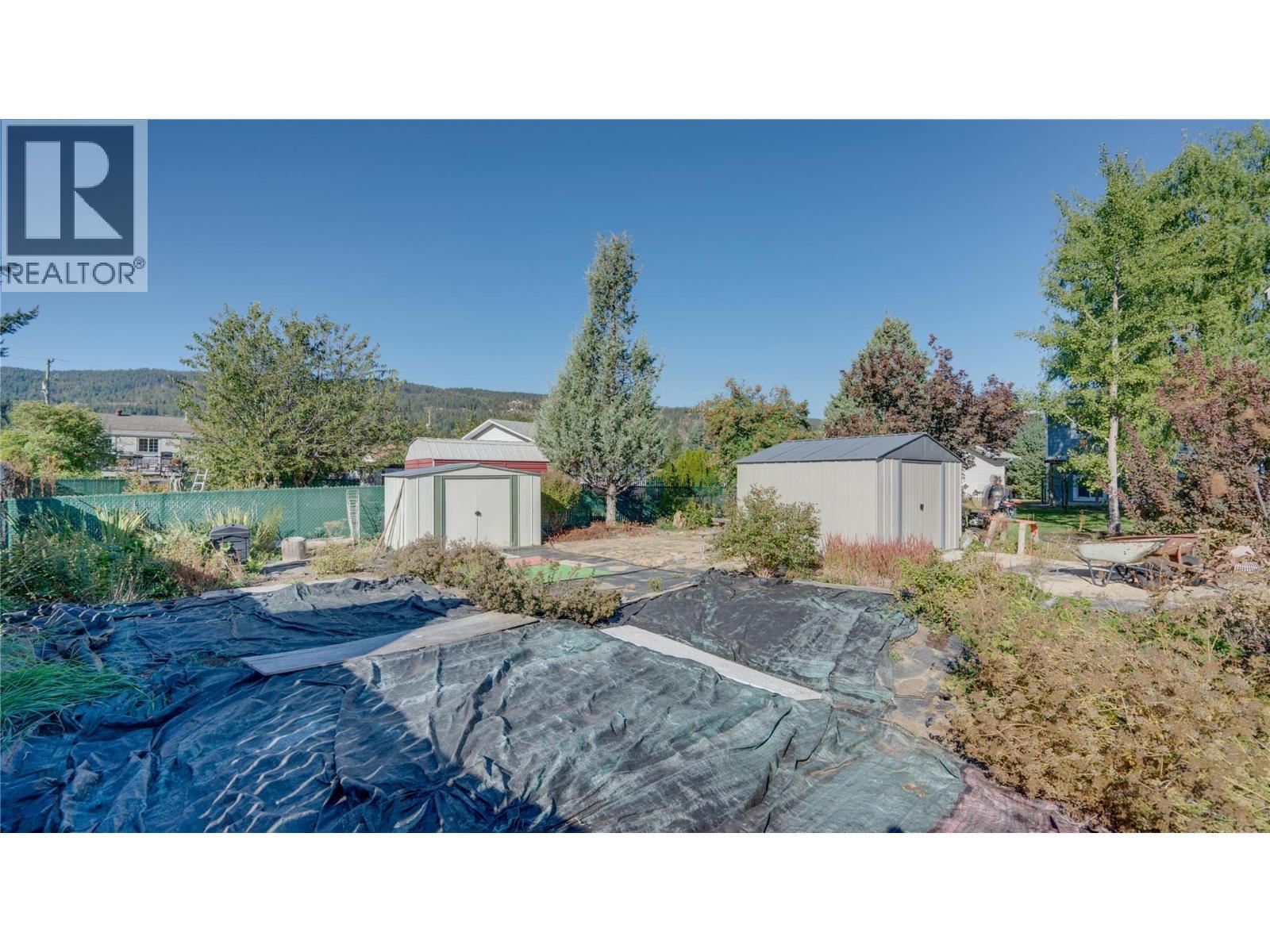 700 Bass Avenue, Enderby, BC - Outdoor