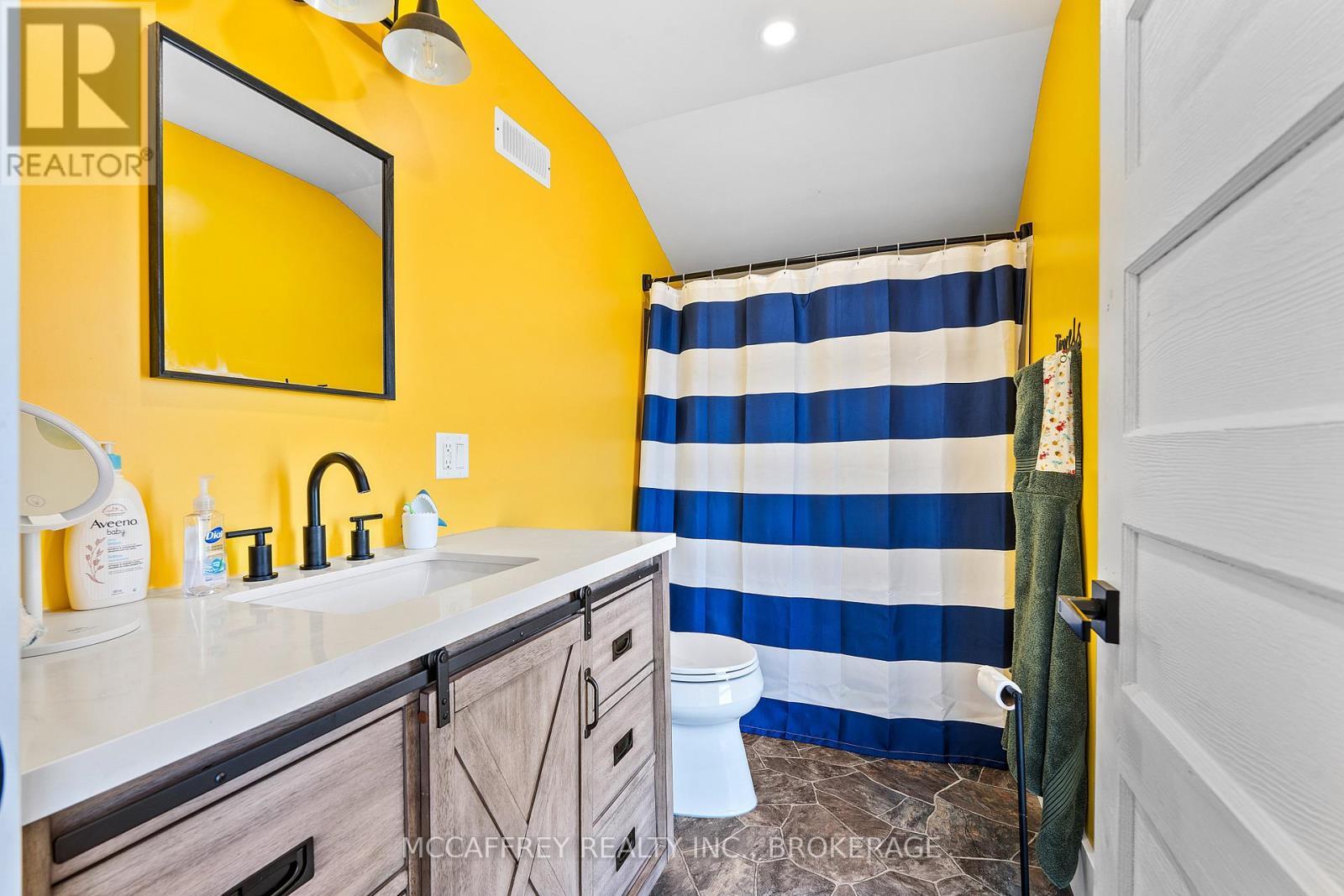 1050 Callaghan Road, Tyendinaga (Tyendinaga Township), ON - Indoor Photo Showing Bathroom